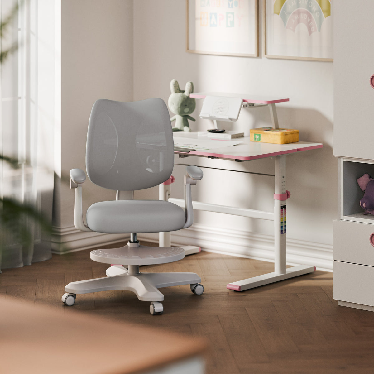 Ergonomiczny fotel dla dzieci Mark Adler Junior 4.6 Grey