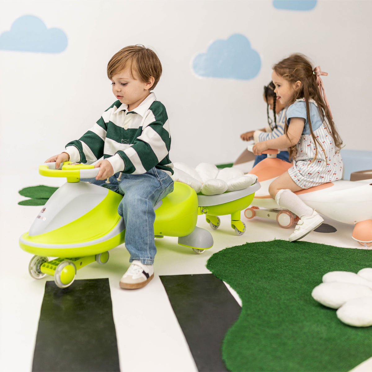 Jeździk dla dzieci grawitacyjny LED Tulano Focus 55 Green