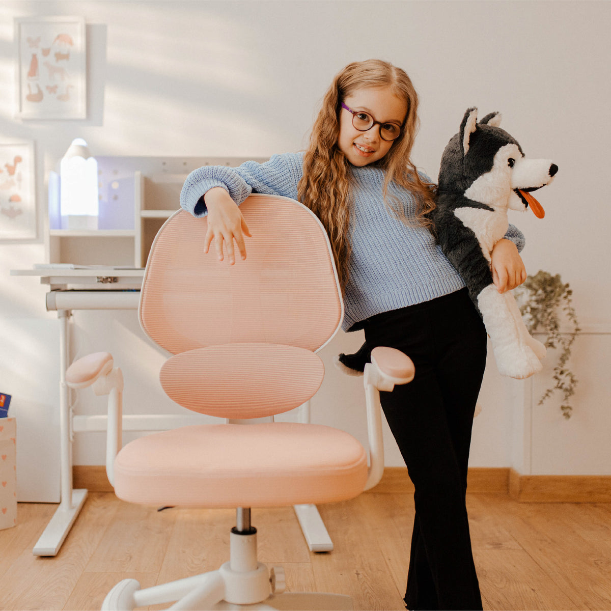 Fotel regulowany dla dziecka Mark Adler Junior 4.5 Pink