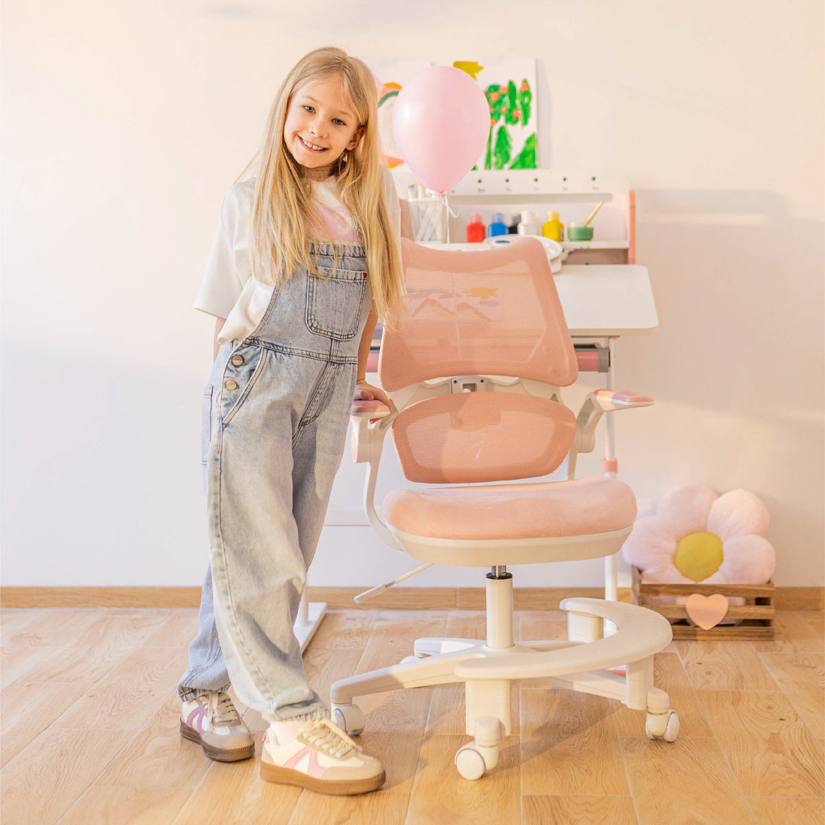 Fotel do biurka dla dziecka Mark Adler Junior 5.7 Pink